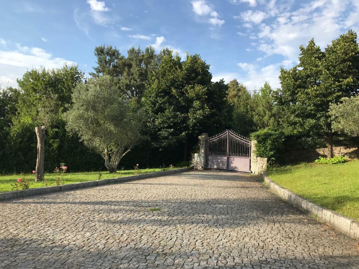 Quarto Familiar Zona Guimarães Kültér fotó